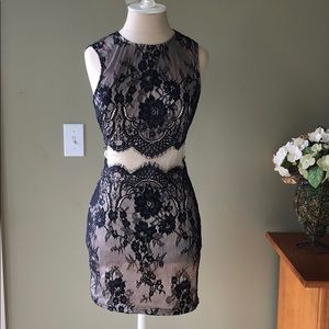 Black and cream lace bodycon Tobi dress-size M